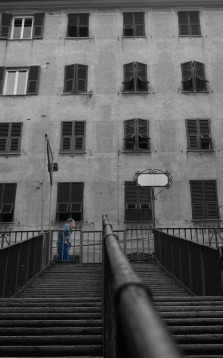 lock minimal black white